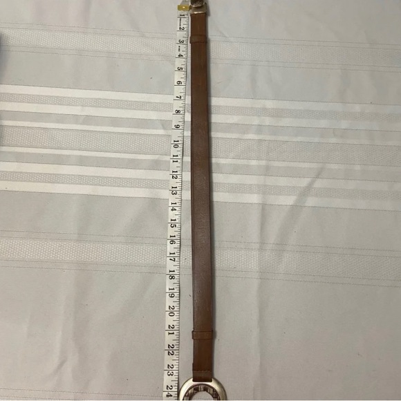Chicos Adjustable Womens Brown
Belt with signs of wear on buckle -M/L - Picture 10 of 11